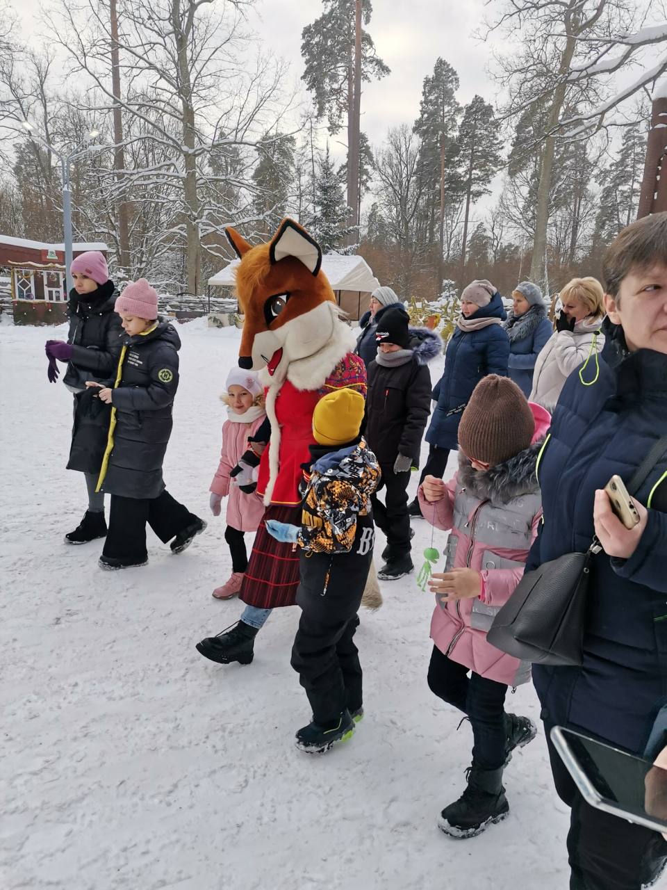 18.12.2022 года была организована экскурсия от профсоюза в Беловежскую пущу с посещением резиденции Деда Мороза!