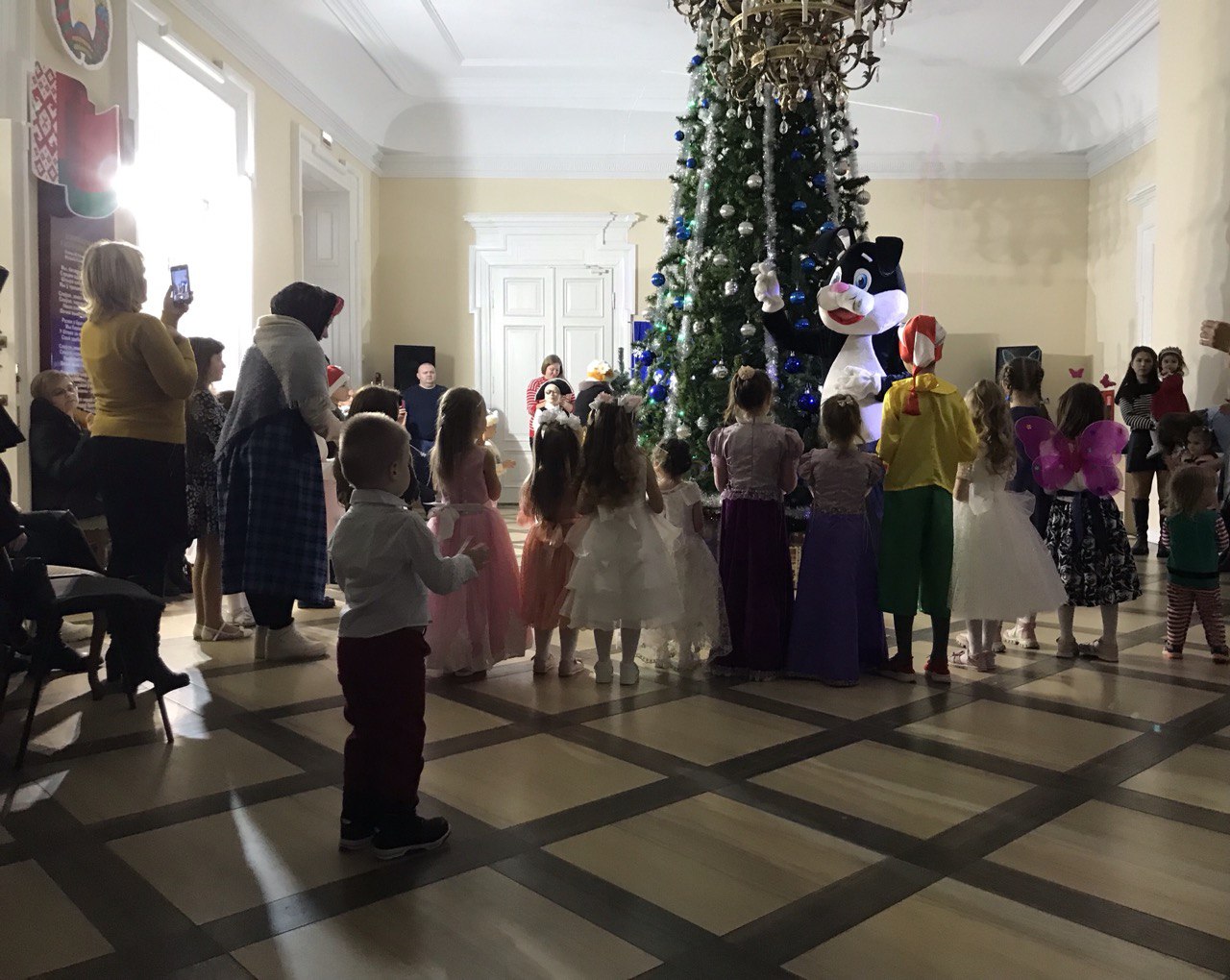 Детский новогодний утренник