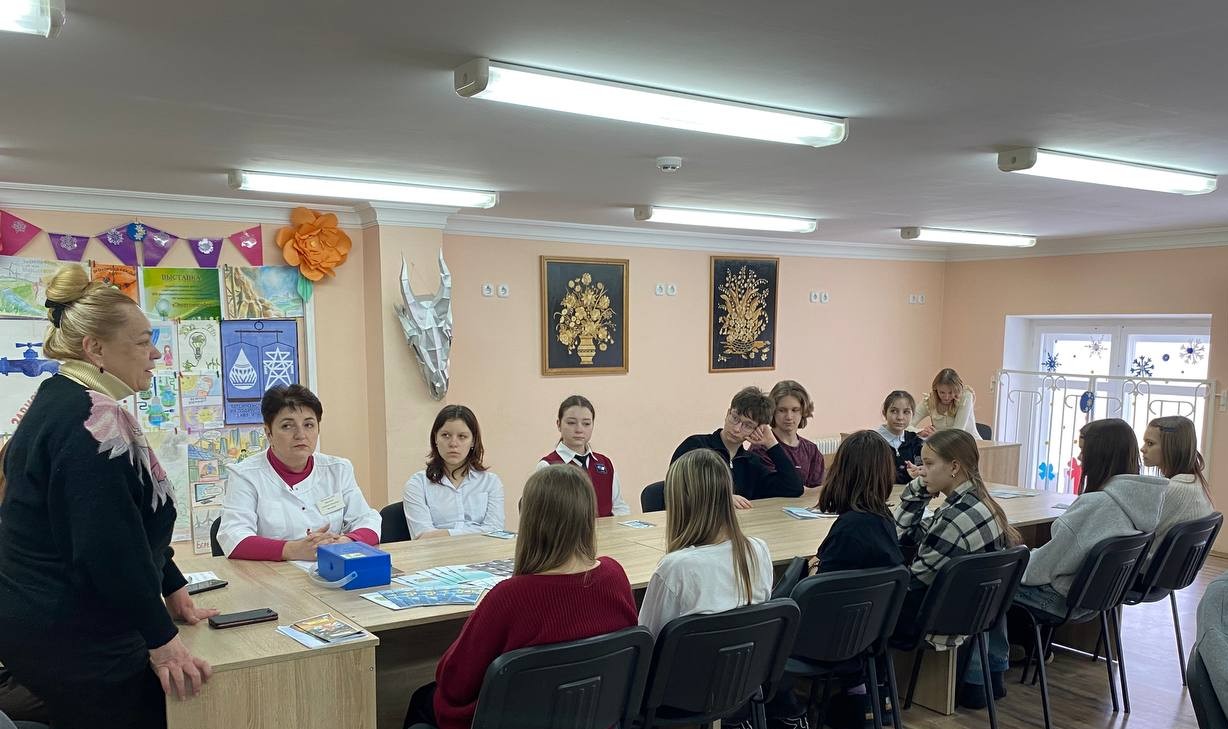 «Забота о будущем поколении: специалисты поделились с детьми важными знаниями о здоровом образе жизни»