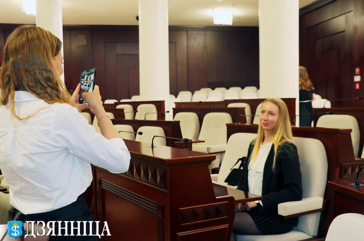«Молодежь Щучинщины познакомилась  с работой белорусского парламента»