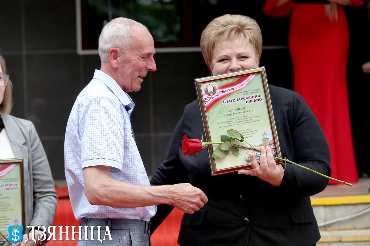 Благородное дело – лечить людей. 