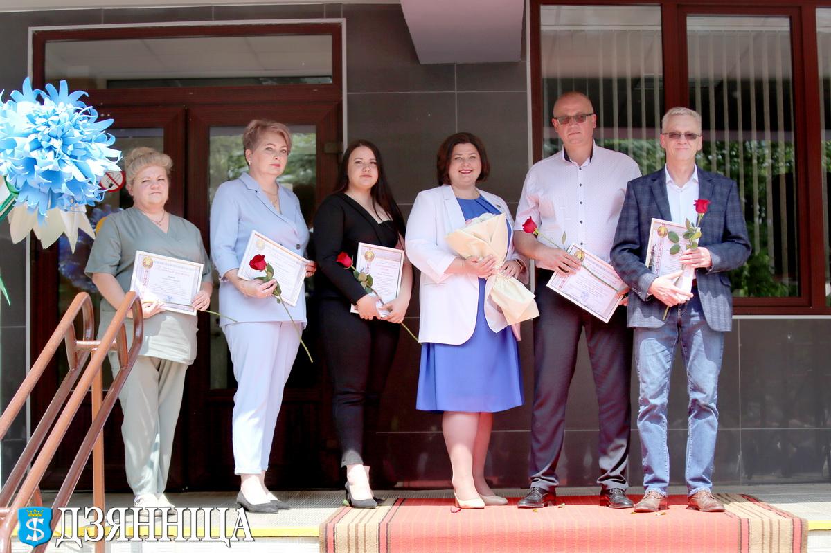 Благородное дело – лечить людей. 
