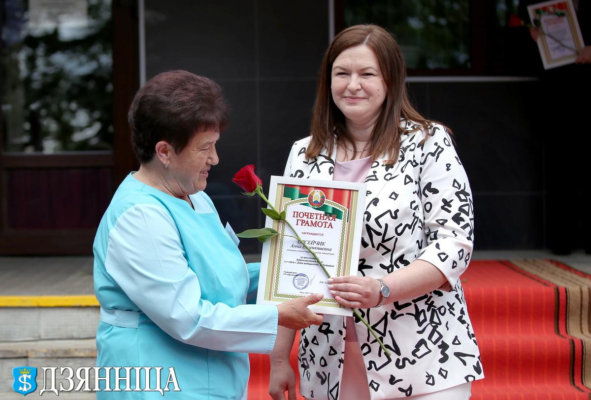 Благородное дело – лечить людей. 